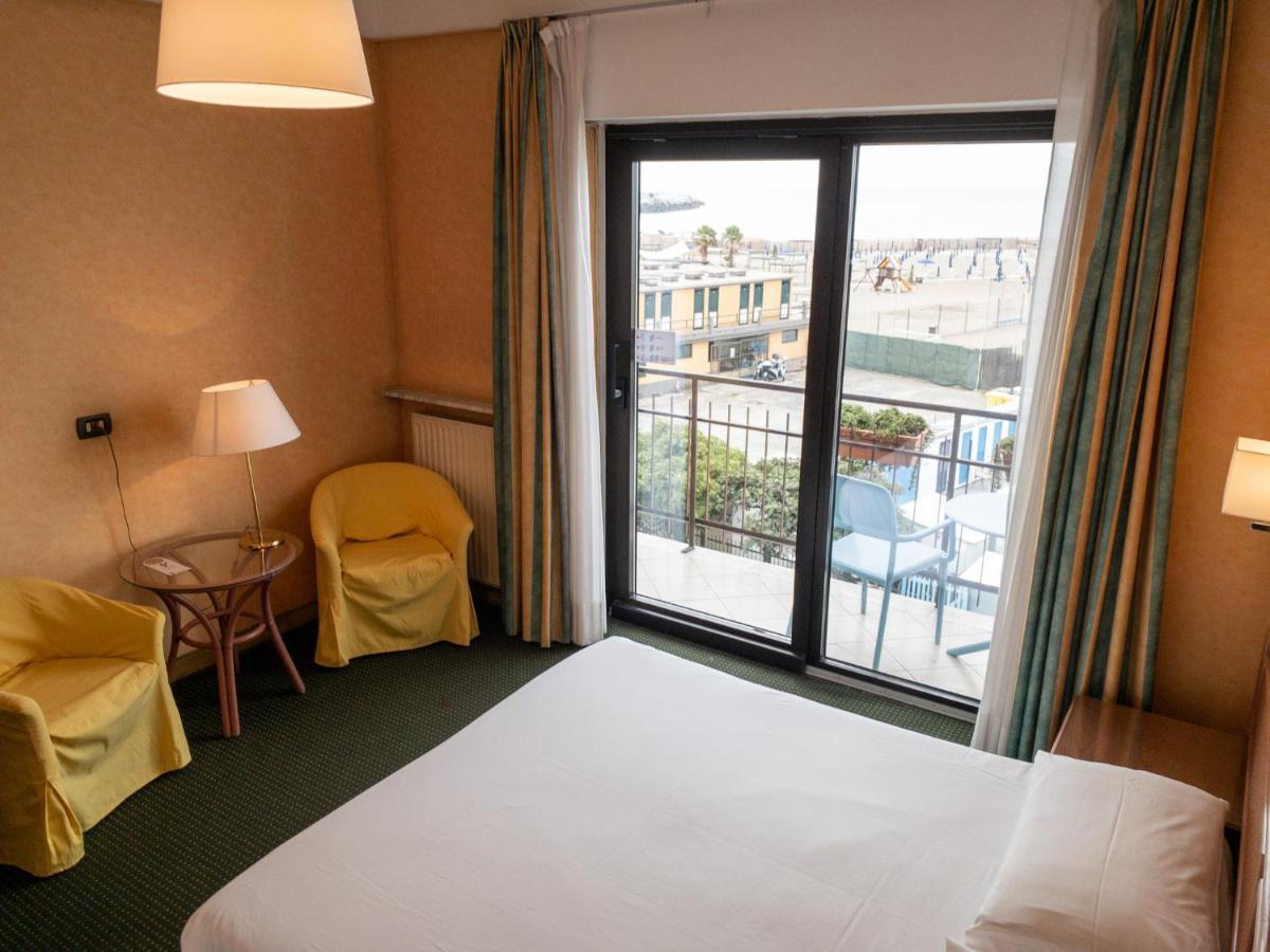 קיאברי Hotel Santa Maria מראה חיצוני תמונה