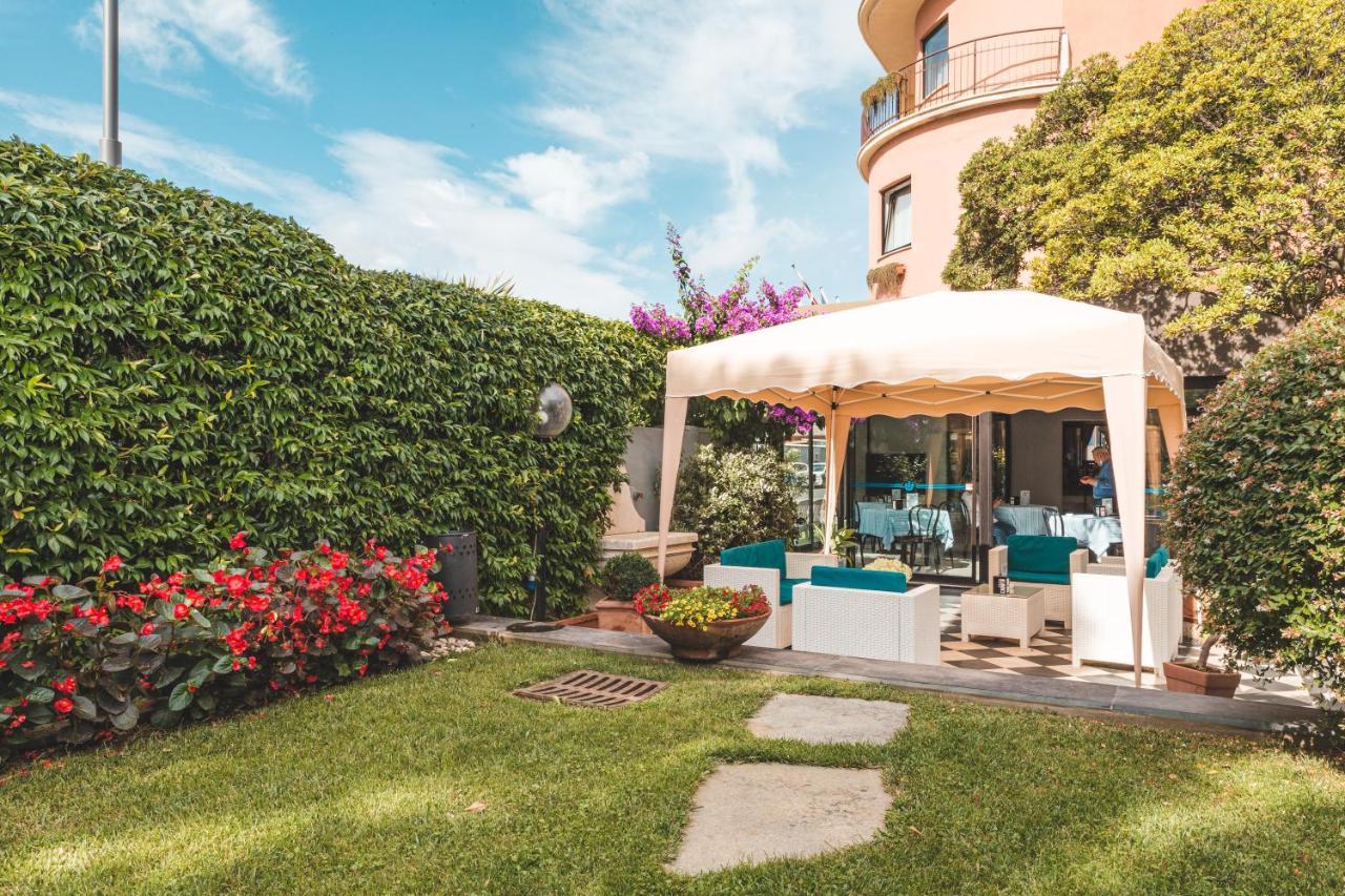 קיאברי Hotel Santa Maria מראה חיצוני תמונה
