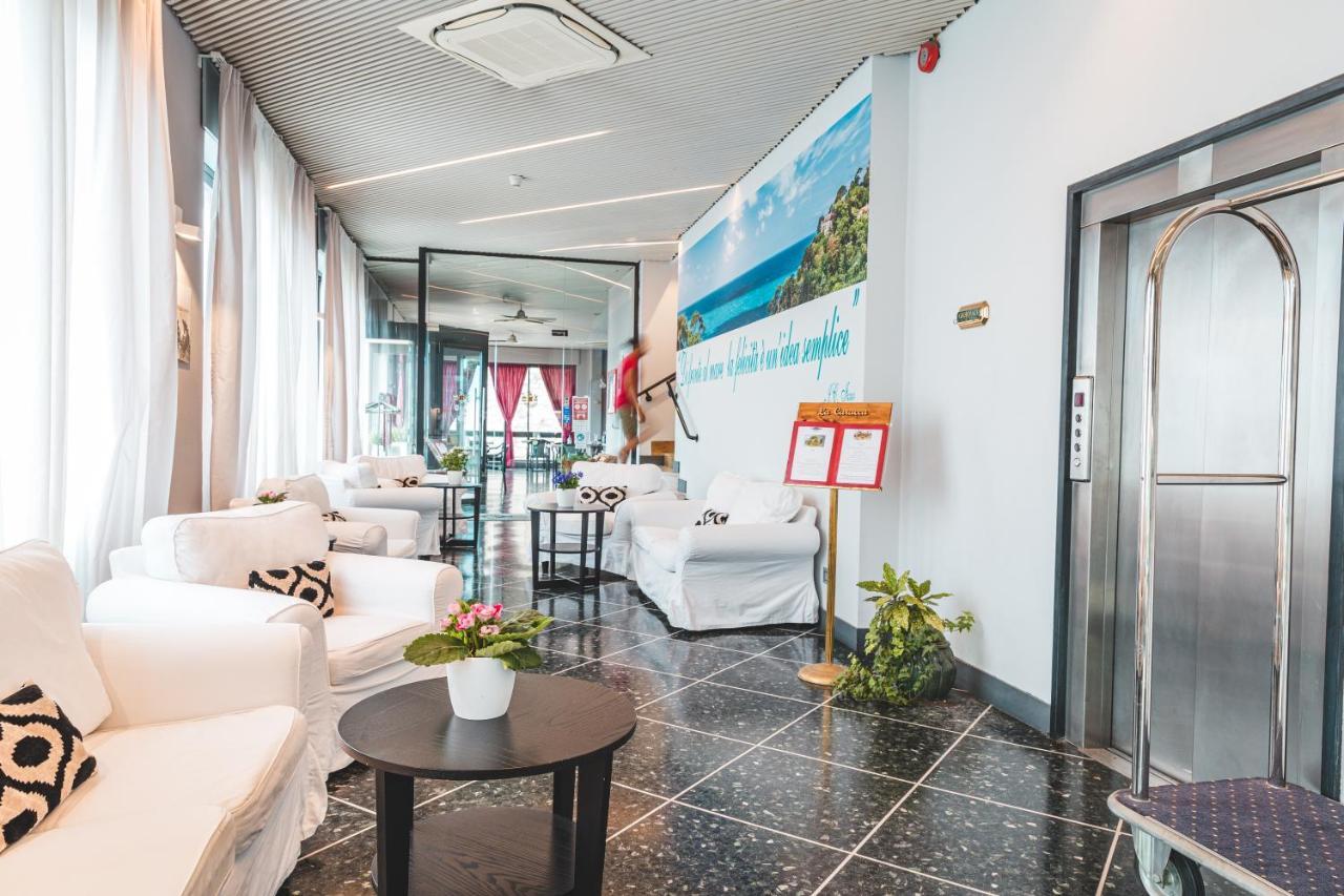 קיאברי Hotel Santa Maria מראה חיצוני תמונה