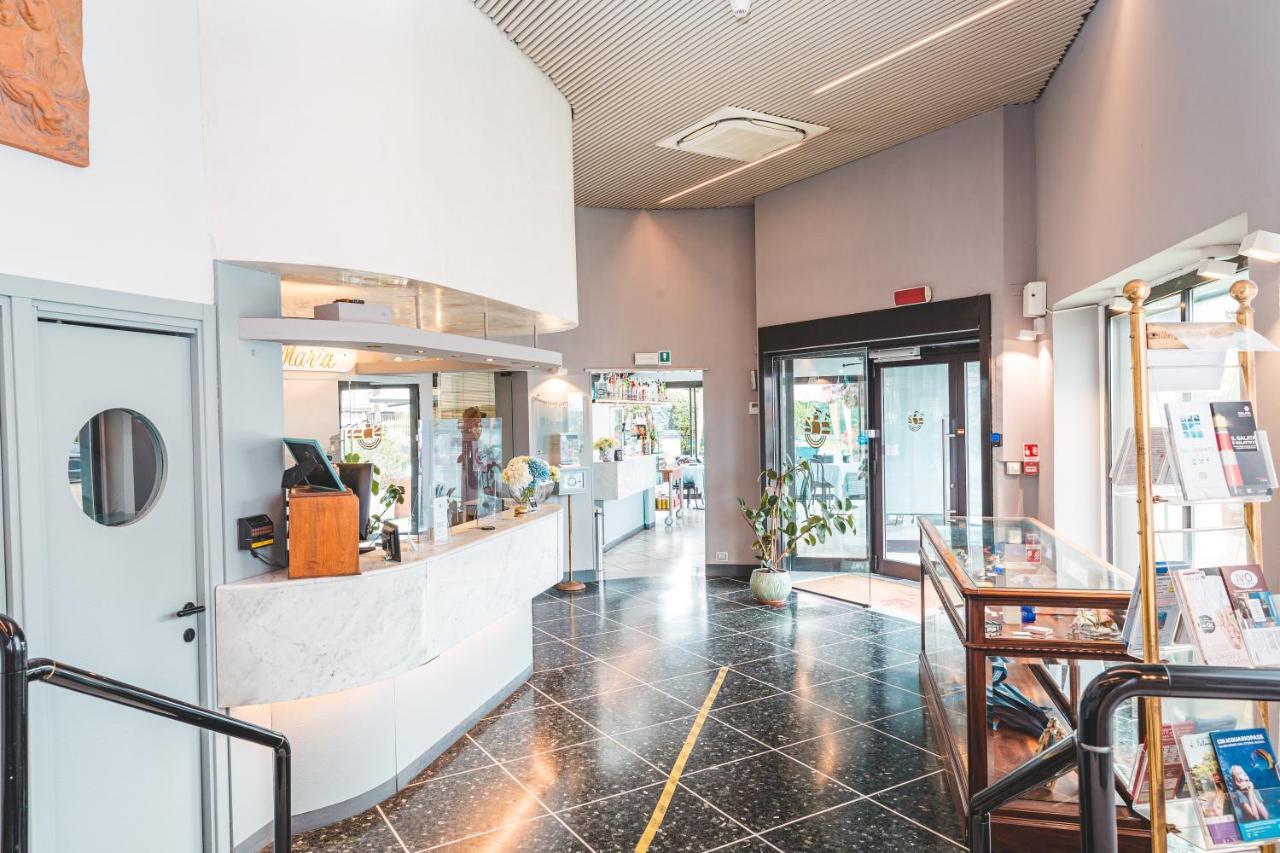 קיאברי Hotel Santa Maria מראה חיצוני תמונה